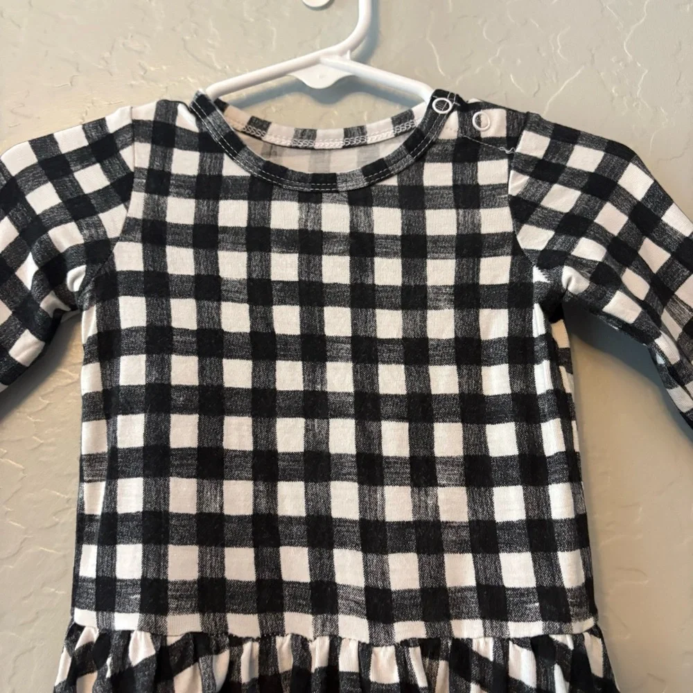 Gigi and Max Parker black and white checks long sleeve skirted bodysuit 12 month